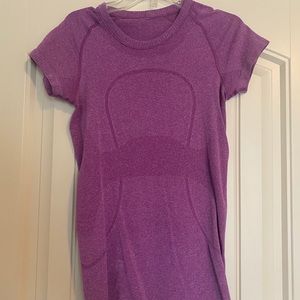 Lulu lemon top